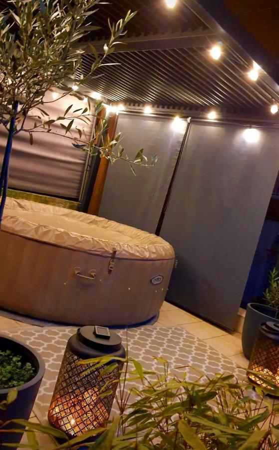 Hote Stephanois Studio, Parking& Borne Electrique Saint-Etienne  Ngoại thất bức ảnh